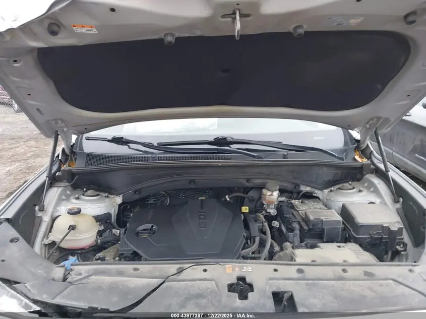 2022 HYUNDAI SANTA FE SE