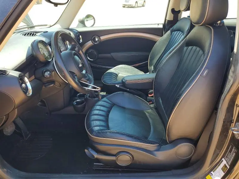 2013 MINI COOPER CLUBMAN  