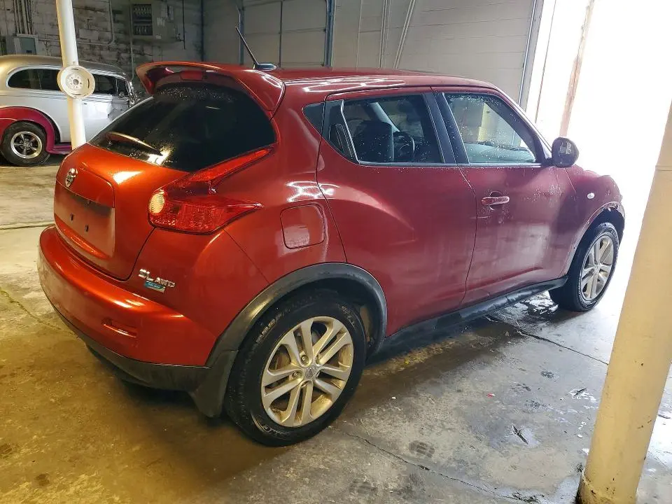 2014 NISSAN JUKE SL  