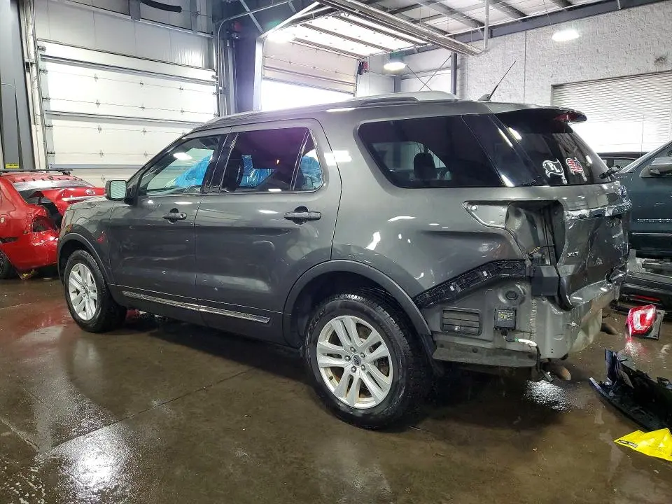 2019 FORD EXPLORER XLT  