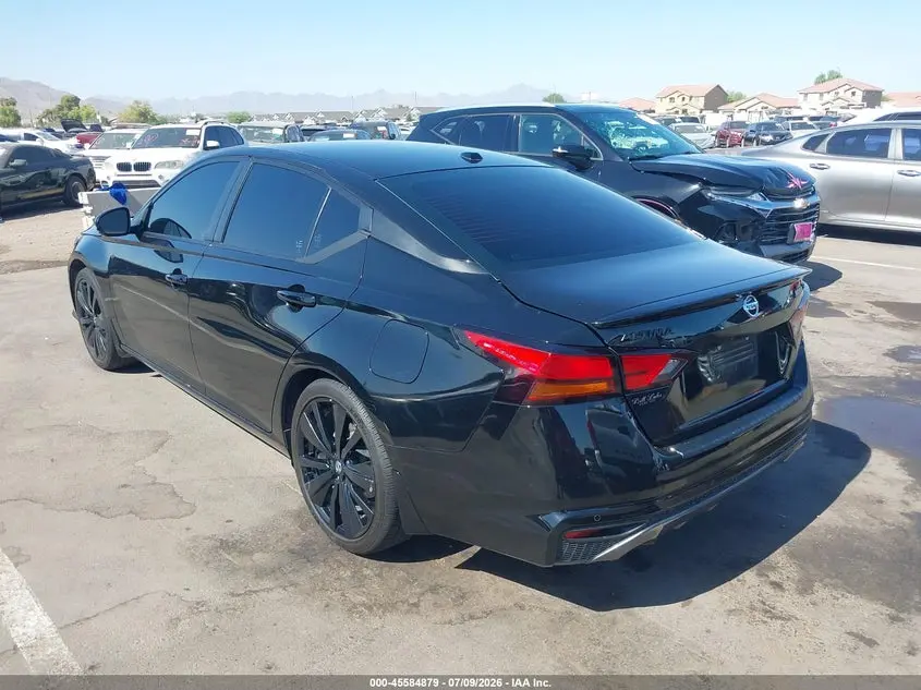 2022 NISSAN ALTIMA SR FWD