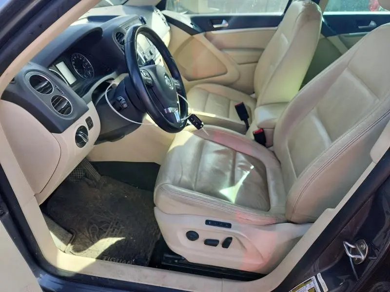 2013 VOLKSWAGEN TIGUAN S  