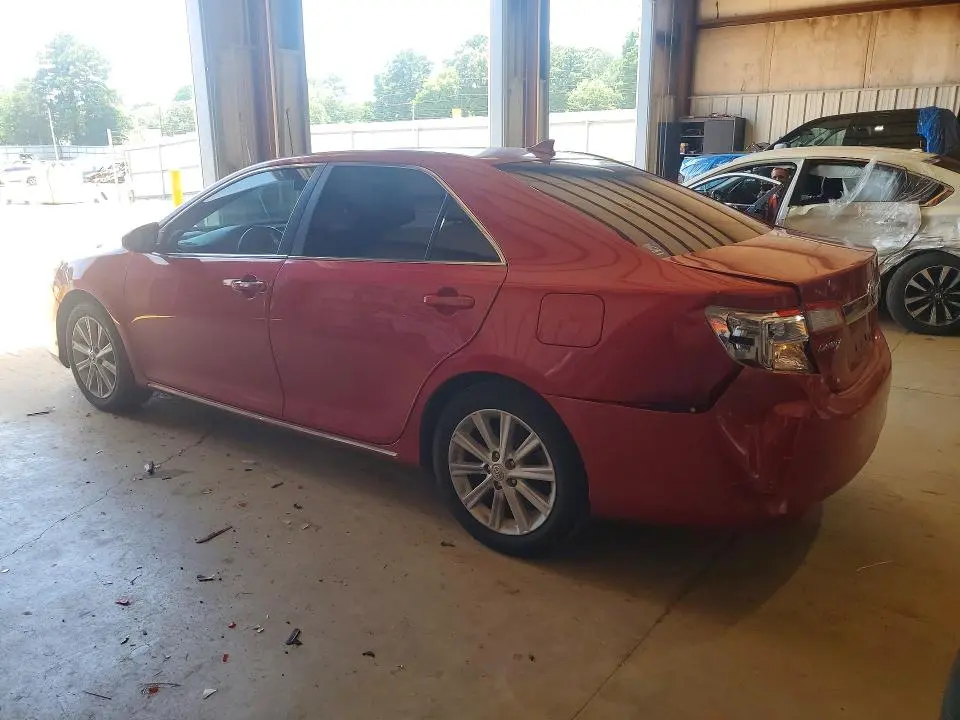 2012 TOYOTA CAMRY XLE V6  