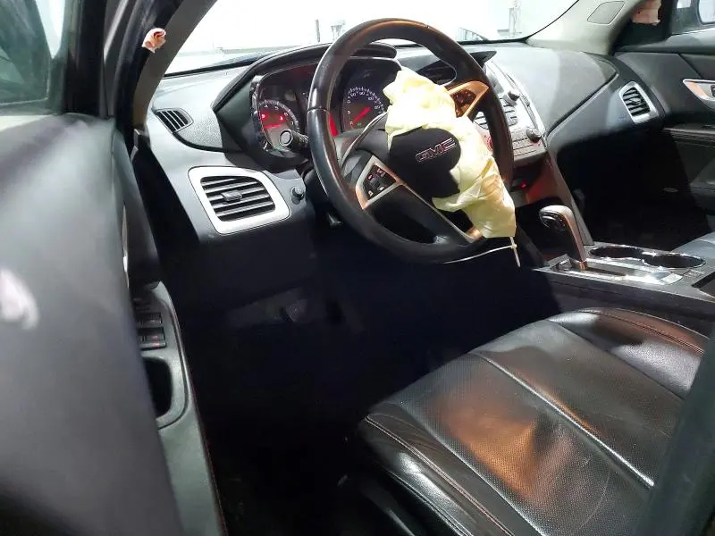 2015 GMC TERRAIN SLT  