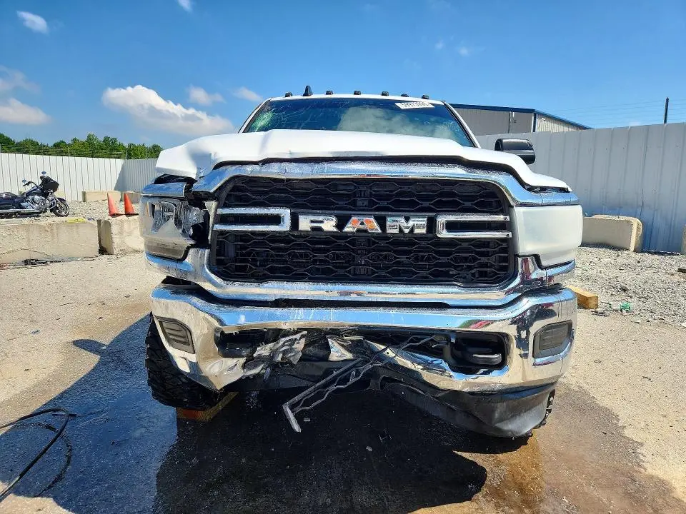 2022 RAM 3500 TRADESMAN  