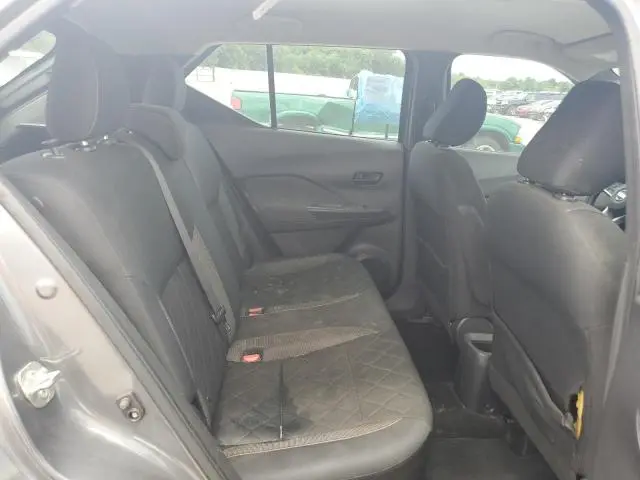 2019 NISSAN KICKS S  