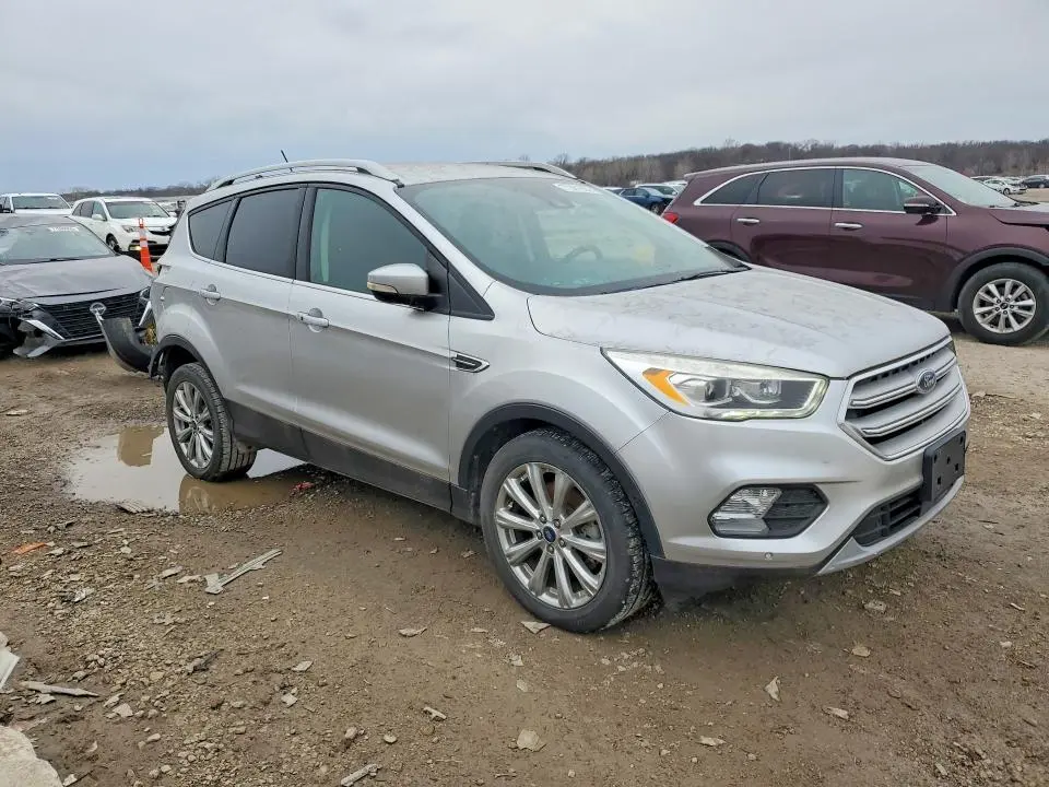 2018 FORD ESCAPE TITANIUM  