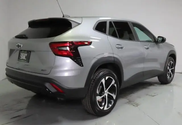 2024 CHEVROLET TRAX 1RS  