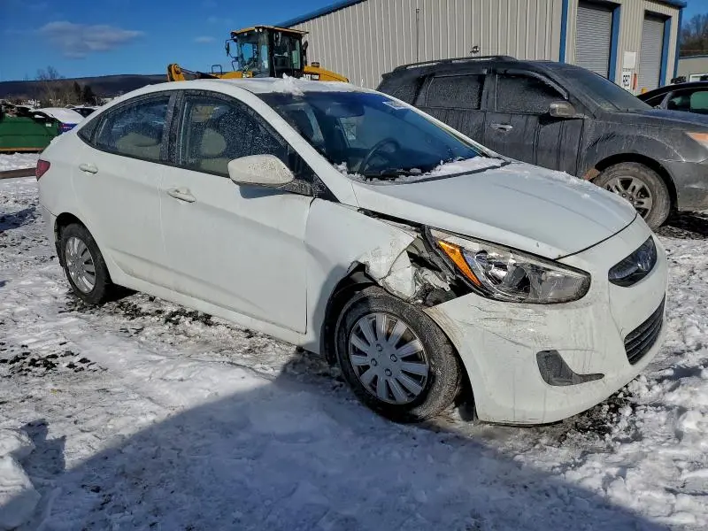 2015 HYUNDAI ACCENT GLS  