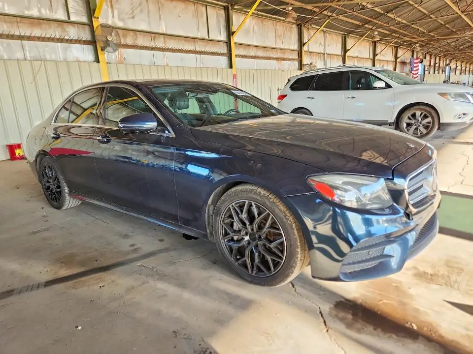 2017 MERCEDES-BENZ E 300 4MATIC  