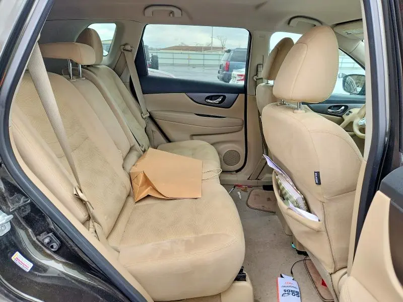 2015 NISSAN ROGUE SV  