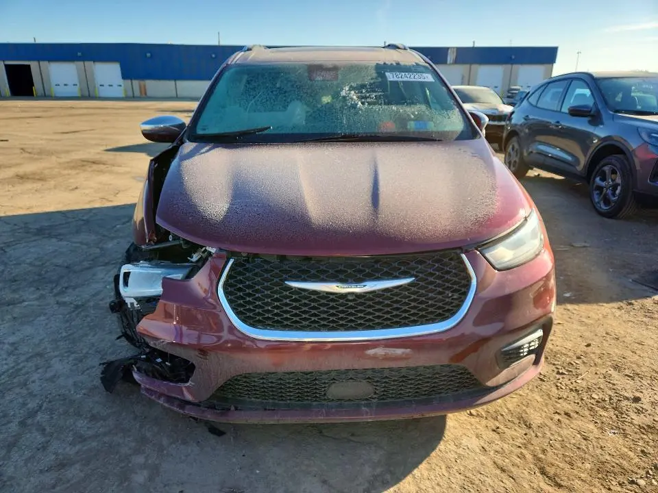 2021 CHRYSLER PACIFICA LIMITED  