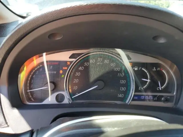 2013 TOYOTA VENZA LE  