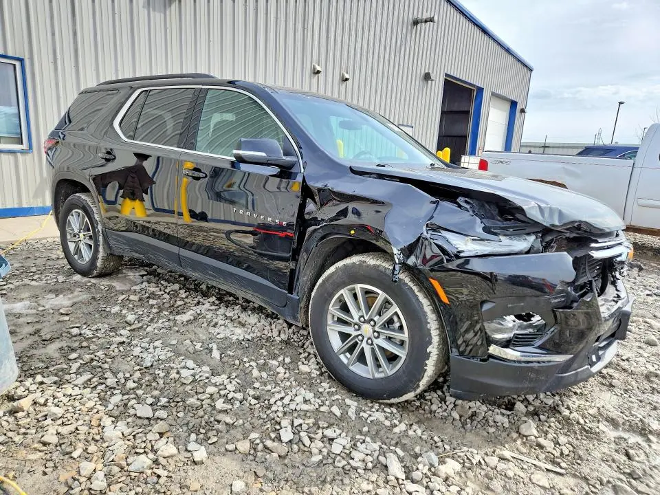 2023 CHEVROLET TRAVERSE LT  