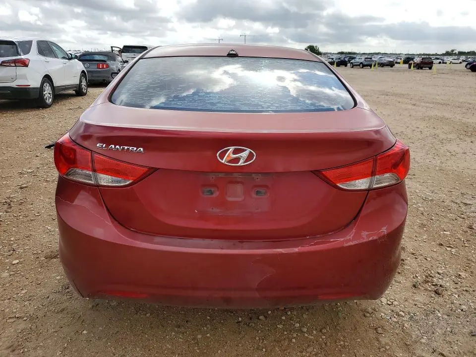 2013 HYUNDAI ELANTRA GLS  