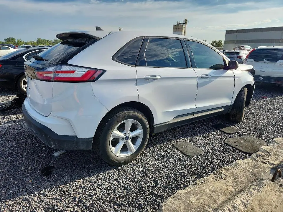 2021 FORD EDGE SE  