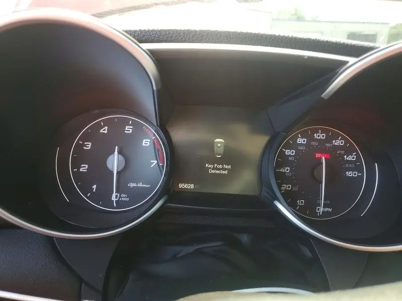 2017 ALFA ROMEO GIULIA TI  
