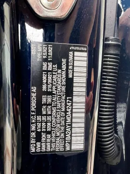 2021 PORSCHE CAYENNE COUPE  