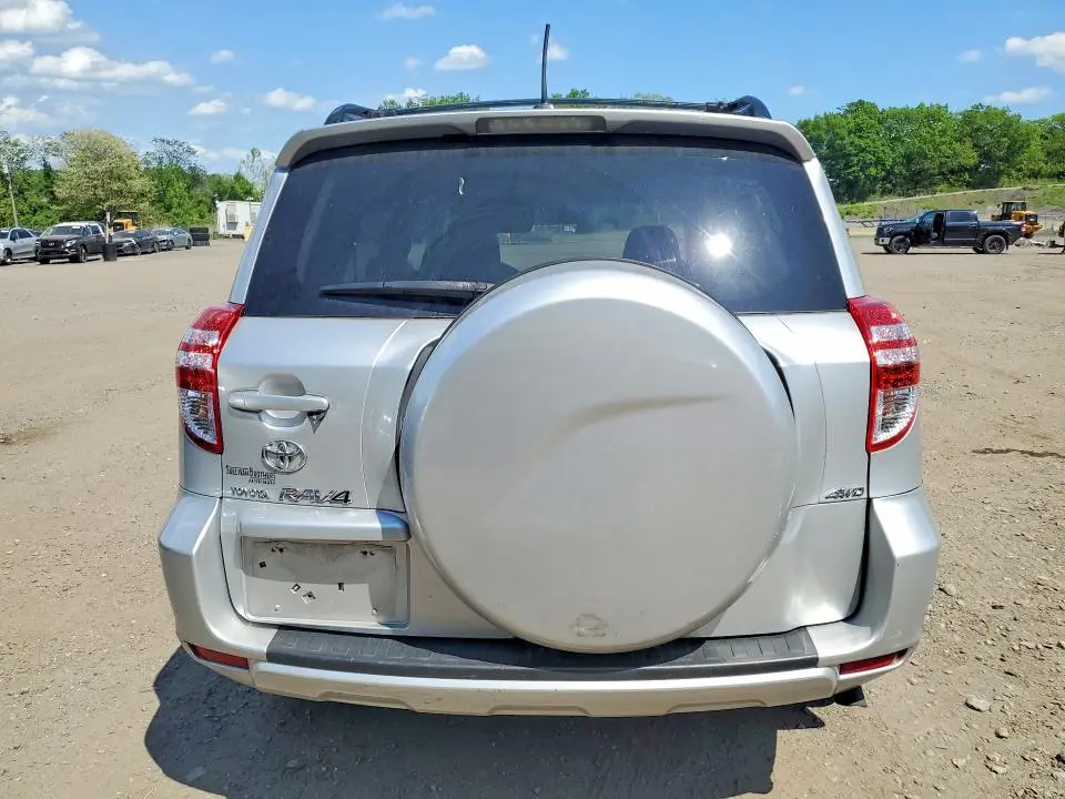 2010 TOYOTA RAV4 BASE  
