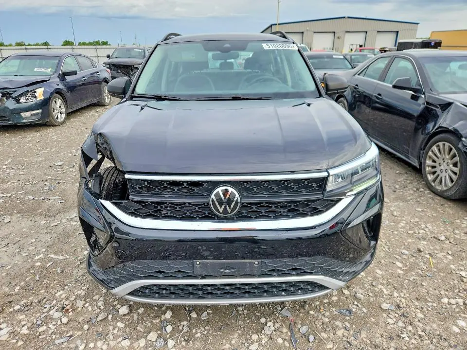 2024 VOLKSWAGEN TAOS S  