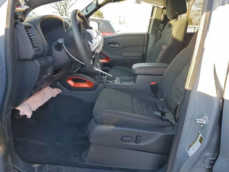 2024 NISSAN FRONTIER S  