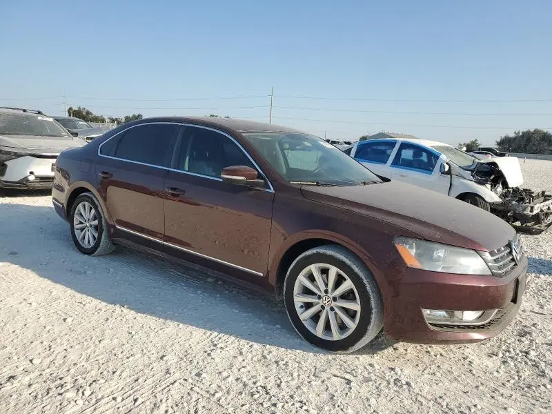 2013 VOLKSWAGEN PASSAT SEL