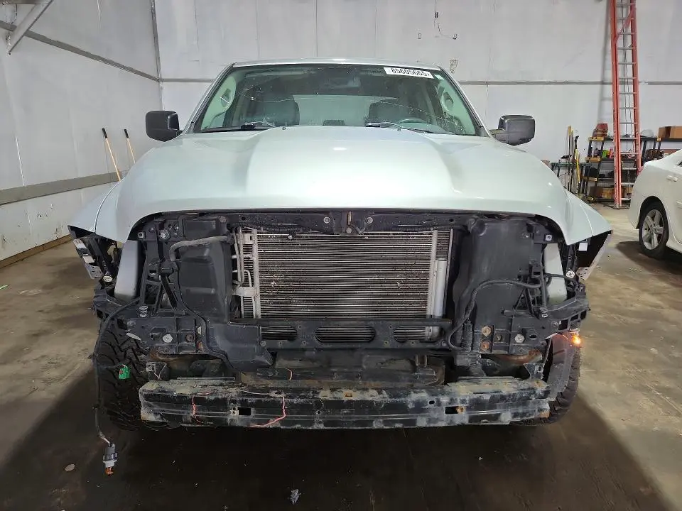 2014 RAM 1500 ST  