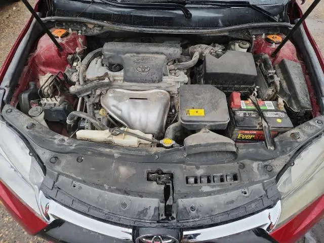 2015 TOYOTA CAMRY LE  