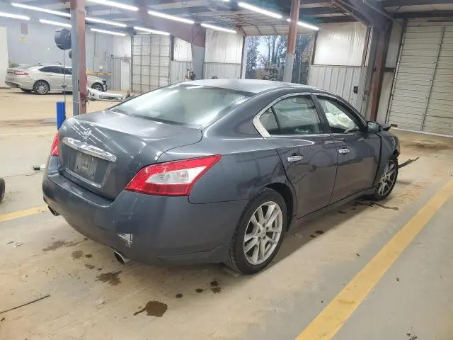 2011 NISSAN MAXIMA S  