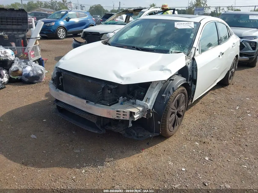 2017 HONDA CIVIC EX