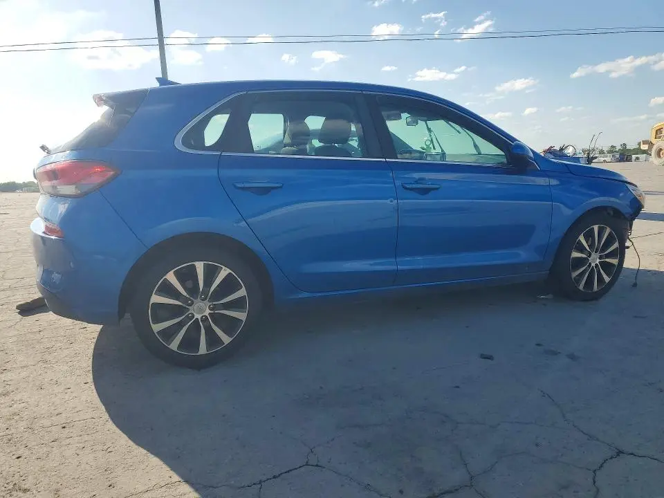 2018 HYUNDAI ELANTRA GT BASE  