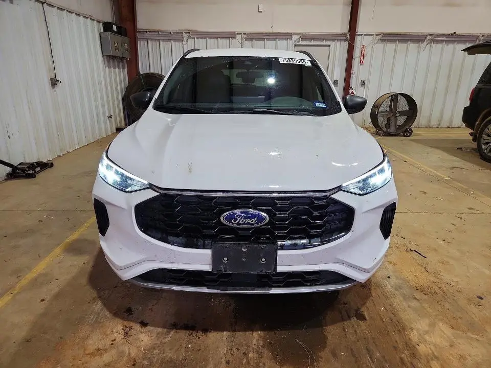 2024 FORD ESCAPE ST LINE  