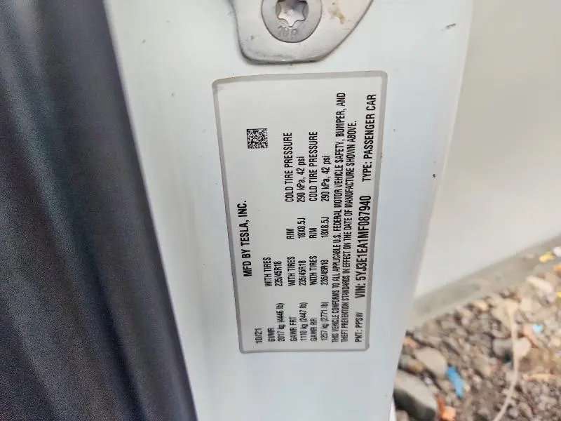 2021 TESLA MODEL 3   