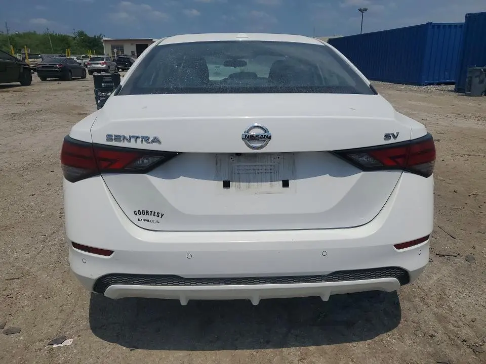 2022 NISSAN SENTRA SV  