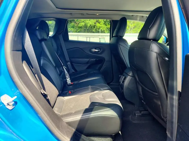 2021 JEEP CHEROKEE LATITUDE PLUS  