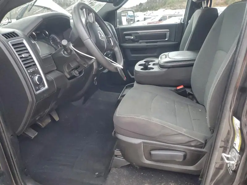 2022 RAM 1500 CLASSIC SLT  