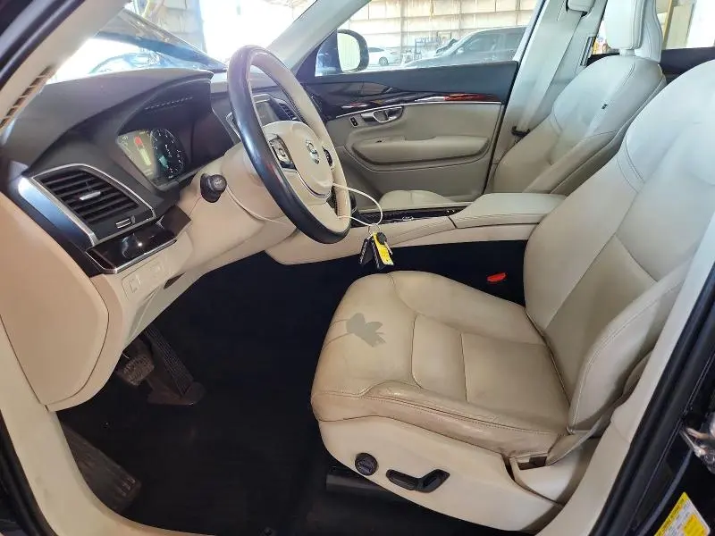 2019 VOLVO XC90 T5 MOMENTUM  