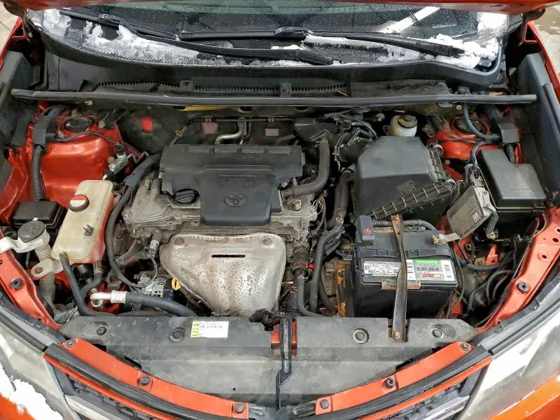 2015 TOYOTA RAV4 XLE  