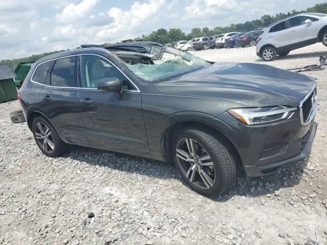 2020 VOLVO XC60 T6 MOMENTUM  