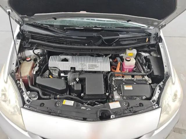 2015 TOYOTA PRIUS   
