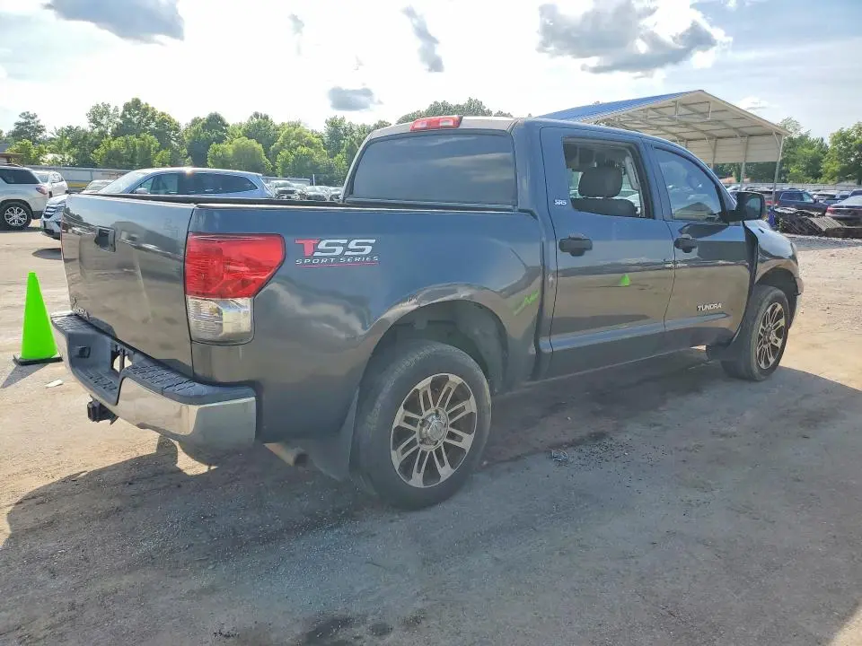 2012 TOYOTA TUNDRA CREWMAX SR5  