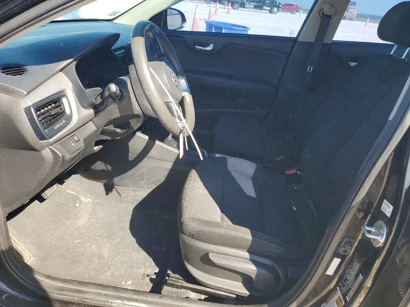 2019 KIA RIO LX  