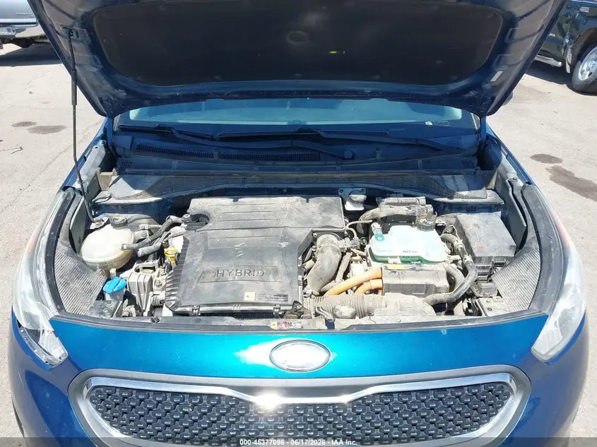 2017 KIA NIRO LX