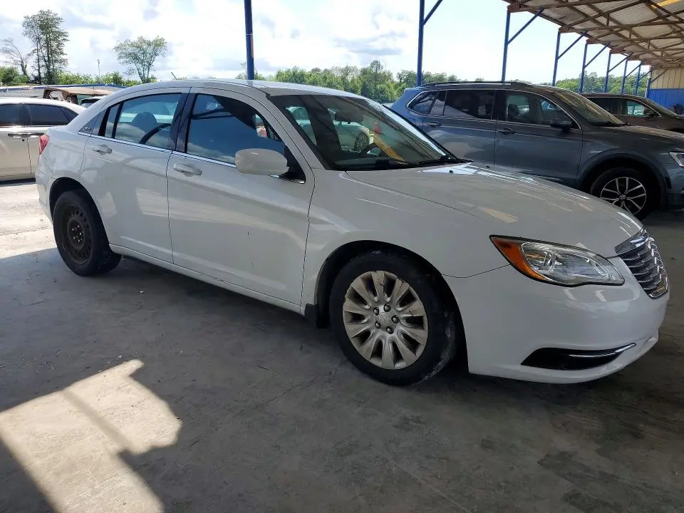 2014 CHRYSLER 200 LX  