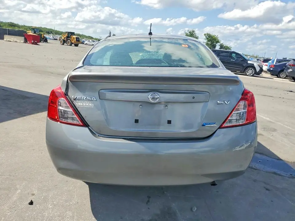 2012 NISSAN VERSA 1.6 S  