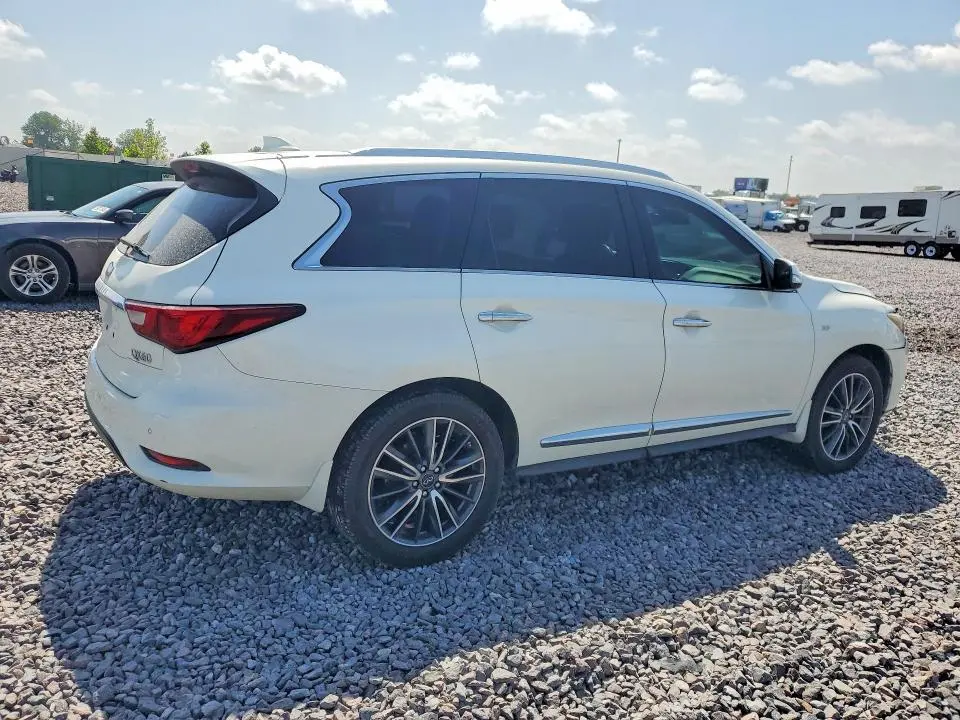 2016 INFINITI QX60   