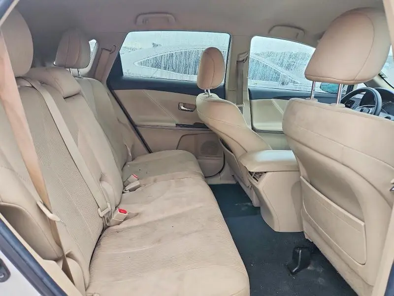 2013 TOYOTA VENZA LE  