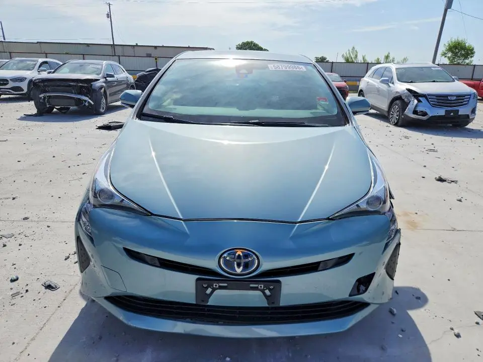2017 TOYOTA PRIUS   