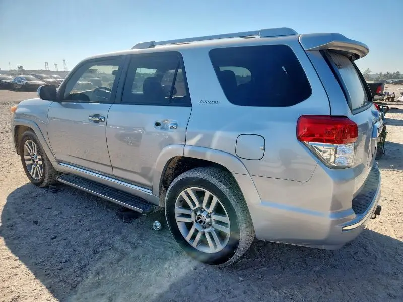 2010 TOYOTA 4RUNNER SR5  