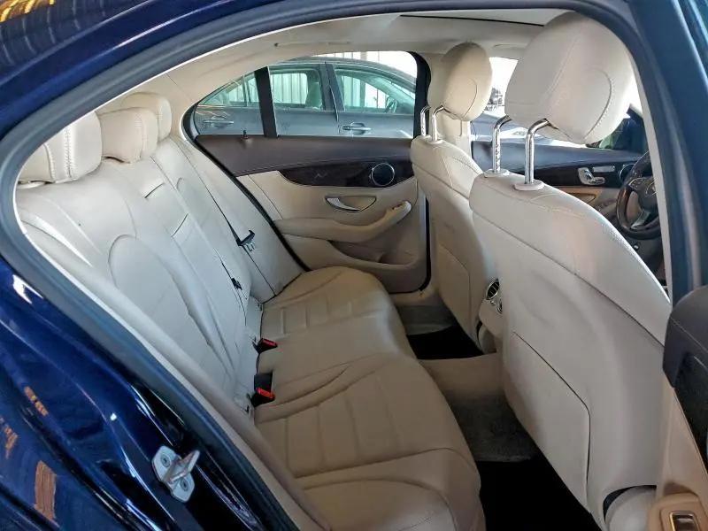 2016 MERCEDES-BENZ C 300  